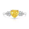 Canal de Video Tendencia Anillo de Corazón Cortado Flor de Hielo de Piedra Preciosa Colorida Más Vendido para Mujeres, Incrustado con Brillante Anillo de Corazón de Diamante de Alto Carbono, Transmisión en Vivo Dropshipping