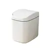 Lixeira Plástica de Mesa com Tampa Basculante para Uso Doméstico, Lixeira Mini Pequena, Lixeira Criativa Estilo Europeu para Sala de Estar com Tampa