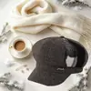 Sombrero de moda coreano para mujer de otoño e invierno, circunferencia de cabeza grande, adelgazante de cara, gorra de pico de pato, boina retro británica de rayas finas