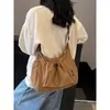 Bolsa Casual de Grande Capacidade para Mulheres 2026 Novo Modelo para Estudantes Universitários, Fashion para Aula, Deslocamento, Viagem, Bolsa Transversal Leve para Ombro