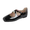 Versión de Piel de Oveja ~ 2025 Nuevo Charol Brillante Correa con Hebilla Cruzada Boca Baja Mary Jane Zapatos de Mujer Planos Franceses Planos para Mujer