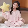 Pijama para niñas, algodón nube manga larga, nuevo estilo primavera y otoño, conjunto de dos piezas de otoño para niñas, ropa de casa para niños grandes, adecuado para usar al aire libre