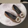 Zapatos de Salón Individuales de Estilo Francés con Pedrería y Boca Poco Profunda Modelo Nuevo Primavera 2026 Zapatos Mary Jane Planos de Tacón Grueso para Combinar con Vestidos Zapatos de Noche
