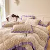 Estilo Coreano Estilo Princesa Encaje Terciopelo de Leche Juego de Cuatro Piezas estilo Hepburn Fresco y Sencillo Colcha Acolchada Funda de Edredón Cálida