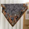 Novo lenço quadrado vintage paisley 90cm mais vendido, lenço de seda artificial, lenço fino color-blocking para a cabeça, lenço versátil, xale decorativo