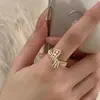 Anillo de Apertura Elegante de Lujo Ligero de Gama Alta con Nudo de Perla y Circonita Diseño Retro de Nicho Anillo de Personalidad Simple