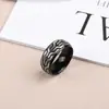 Anillo de Acero de Titanio con Patrón de Neumático en Relieve Creativo Transfronterizo Europeo y Americano para Hombres, Joyería de Anillo Geométrico Personalizado Estilo Motocicleta Retro