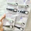 Presilha de Cabelo Triângulo com Bolinhas Pretas da Gatinha Kt Fofa Simples Desenho Animado Presilha para Franja Grampo para Aluno do Ensino Fundamental