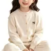 Cárdigan de punto para niña otoño e invierno 2026 nuevo estilo coreano chaqueta suéter bordada con lazo venta transfronteriza dropshipping