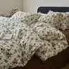 Conjunto de Roupa de Cama de Algodão e Linho Estilo Cartoon Retro Quatro Peças Capa de Edredom de Mistura de Algodão Puro e Linho Conjunto de Lençóis para Quarto de Luxo Leve