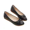 Zapatos planos para mujer 2026 otoño nuevo estilo mocasines con suelas suaves que no cansan los pies, zapatos de trabajo con punta redonda y corte bajo, adecuados para madres de mediana edad