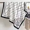Pañuelo pequeño cuadrado de seda estilo chino para mujer, pañuelo para la cabeza para primavera, otoño y verano, para combinar con blusas, protector de cuello, estilo fino, adecuado para madres