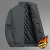 Chaqueta casual versátil de otoño e invierno para hombre, con cuello alto, forro polar, corte ajustado, cálida, con cremallera, talla grande, forrada de polar y engrosada