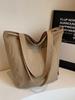 Bolsa Tote de Nylon Sólido Transfronteiriça Grande Capacidade Simples Casual Trabalho Deslocamento Bolsa de Ombro Estilo Japonês Bolsa Balde de Axila