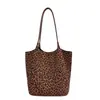 Bolso de Hombro Nuevo Otoño 2026 Gran Capacidad Estampado de Leopardo Perezoso, Estilo Relajado Ins Bolso Versátil para Viajar para Mujer