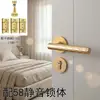 Venta Directa de Fábrica de Cerradura de Aluminio Negro Minimalista de Gama Alta con Manija Dividida Tallada para Puertas de Madera, Manija de Dormitorio