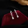 Pendientes de plata de ley 925 con diseño de nicho estilo coreano para mujer, pendientes chapados en oro con circonita de gota de agua, accesorios para la oreja ligeros, lujosos y versátiles