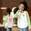 Nova Camiseta de Manga Longa Color Block Estilo Coreano para Meninas, Base para Primavera e Outono, Top Elegante de Outono Slim Fit para Crianças