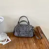 Bolsa de mão única de camurça com poá para mulheres, novo modelo de outono, requintada e estilosa, bolsa versátil de ombro e transversal