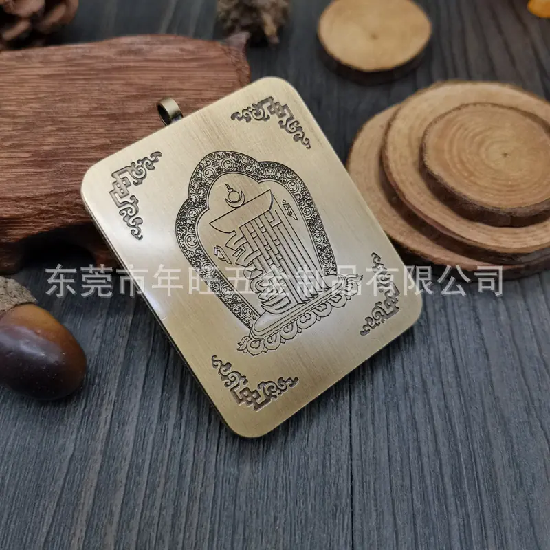 仿古作旧唐卡嘎乌盒 (16).jpg