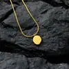 Estilo Ins Europeu e Americano Escolhas de Influenciadores Corrente de Clavícula Galvanizada Ouro 18K Corrente de Suéter Colar com Pingente de Aço Titânio Dourado Que Não Desbota
