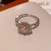 Anel Aberto de Cruz com Zircônia Banhado a Ouro 14K Real com Design Único, Anel de Dedo Indicador de Nicho, Sensação de Luxo Leve e Alto Padrão, Joia Feminina