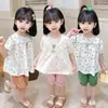 Comercio Exterior Conjunto de Verano para Niñas Nuevo Elegante Moderno Floral Manga Corta Top y Shorts Conjunto de Dos Piezas Venta al por Mayor