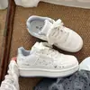 Zapatillas blancas de mujer para aumentar la altura, estilo coreano, mocasines versátiles de suela gruesa, nueva colección otoño 2026, zapatos casual increíblemente elegantes