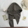 Gorro Balaclava Rojo para Mujer, Ambiente Invernal, Versátil, Cálido y a Prueba de Frío, Gorro de Lana Tejido y Bufanda en Uno