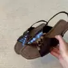Versión de Cuero Suave~Sandalias Romanas Planas Tejidas Retro con Tiras Traseras, Sandalias Casuales Versátiles de Punta Cuadrada Abiertas para Mujer