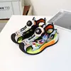 Sandálias infantis tamanho 28-32, sapatos de praia infantis fechados na frente anti-torção, sapatos para meninos pequenos com fivela giratória 6101
