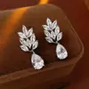 Pendientes colgantes de espiga de trigo con circonita de aguja plateada, pendientes de moda estilo minimalista de lujo ligero, accesorios para orejas de lujo ligero versátiles y exquisitos