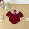 Ropa de bebé para otoño e invierno, mameluco de terciopelo para niña recién nacida de mes completo, enterizo rojo princesa para celebración de 100 días