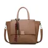 Bolsa de Mão da Moda Transfronteiriça para Mulheres 2026 Novo Estilo Coreano Casual Versátil Bolsa Transversal Elegante e Moderna Bolsa de Ombro