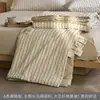 Algodón de Clase A Algodón Lavado 20% Soja Verano Fresco Colcha Juego de Cuatro Piezas Amigable con la Piel Lavable Colcha para Aire Acondicionado Colcha Delgada de Verano