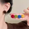 Pendientes de Bola Pequeña con Terciopelo Rojo para Mujer 2025 Nuevo Estilo Caliente Pendientes Elegantes de Gama Alta Pendientes Personalizados Versátiles Exquisitos