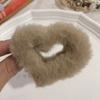 Pinza para el pelo de imitación de piel de conejo de Corea del Sur, para otoño e invierno, con suave viento, para la cabeza, con forma de tiburón grande, accesorios para el cabello al por mayor