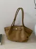 Bolsa Tote de Ombro e de Mão Fashion Retro de Camurça Grande Capacidade Transfronteiriça Simples para o Dia a Dia Outono 2025