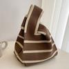 Ins Internet celebridade bolsa feminina malha lã balde saco japonês e coreano estilo all-match bolsa casual bolsa tote lancheira saco