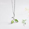 Conjunto de Quatro Peças para Recém-Nascido Green Bud Colar Clavícula Pingente Olho de Gato Verde Bud Feminino Estilo Mori Conjunto de Joias Fresco de Luxo Leve