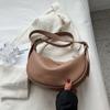 Bolso de Cuero Suave Texturizado para Mujer 2024 Nuevo Bolso Cruzado Versátil de Moda Diseño Nicho Bolso de Hombro Único por Bei Yang Yong y Li Zhu You