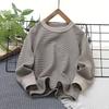 Camiseta Interior de Moda a Rayas de Cuello Redondo para Niños, Esencial para Uniforme Escolar, Venta al por Mayor de una Pieza desde Fábrica de Exportación de Qingdao, Se Puede Usar Afuera