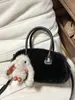 Bolsos Peludos Nicho de Otoño e Invierno para Mujer 2025 Nueva Moda Bolso Cruzado Versátil Bolso de Mano Bolso Peludo