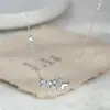 Cadena de Clavícula Elegante Chapada en Oro Real con Circonita Micro-Pavimentada Collar de Mariposa con Sentido de Diseño de Nicho para Mujer Gargantilla Exquisita de Estilo Frío