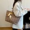 Bolso para Mujer 2026 Otoño Nuevo Estilo Bolsos Versátil Estampado Letra Gran Capacidad Hombro Único de Mano Bolso Tote