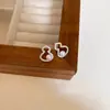 Pendientes de Metal Geométricos Retro con Aguja de Plata S925 para Mujer, Diseño de Nicho, Pendientes de Alta Gama, Lujo Accesible, Pendientes Atmosféricos al Mayoreo