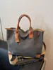 Bolsa de Lona Super Popular Transfronteiriça com Cores Contrastantes para Mulheres 2025 Nova Obra Commuter Portátil Bolsa Tote Retrô Versátil Bolsa Feminina