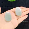 Colgante Ovalado de Jade Verde Tianshan Natural Hebilla de Paz de Jade de Seda Dorada de Xinjiang Colgante de Jade Regalo de Cumpleaños Venta al por Mayor para Transmisión en Vivo