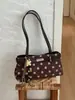 Bolsa de Mão de Bolinhas 2026 Outono Nova Simples Casual Bolsa de Ombro para Mulheres Grande Capacidade Bolsa para o Dia a Dia para Trabalhadores de Escritório