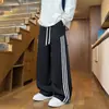 Pantalones deportivos de tres rayas de estilo americano de alta resistencia para hombre, pantalones finos de otoño de pierna ancha, pantalones casuales rectos holgados